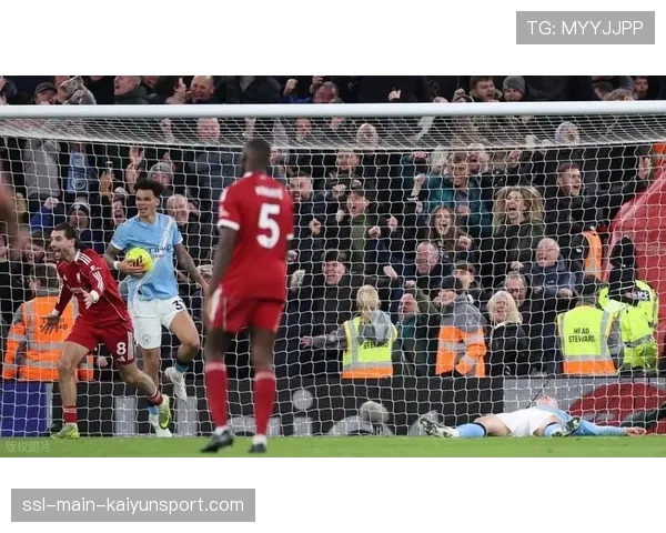 战术板：剖析利物浦是如何限制住哈兰德的