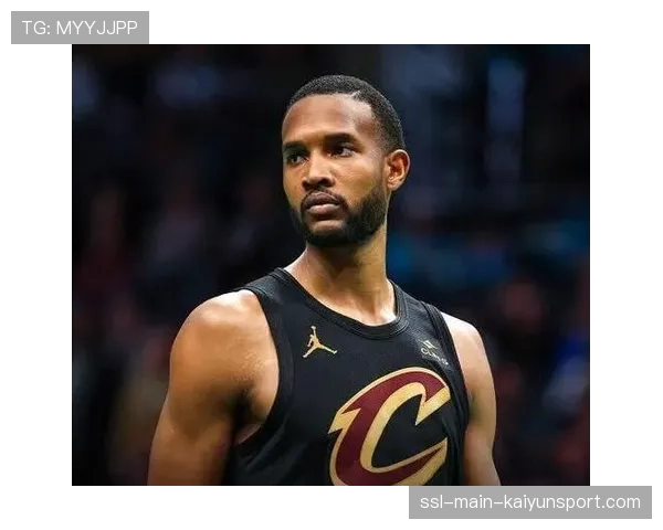 联盟2026-27赛季工资帽预估出炉,3月各队管理层已着手规划休赛期顶薪空间。 联盟2026-27赛季工资帽预估出炉,3月各队管理层已着手规划休赛期顶薪空间。